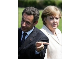 Merkel e Sarkozy in fuga